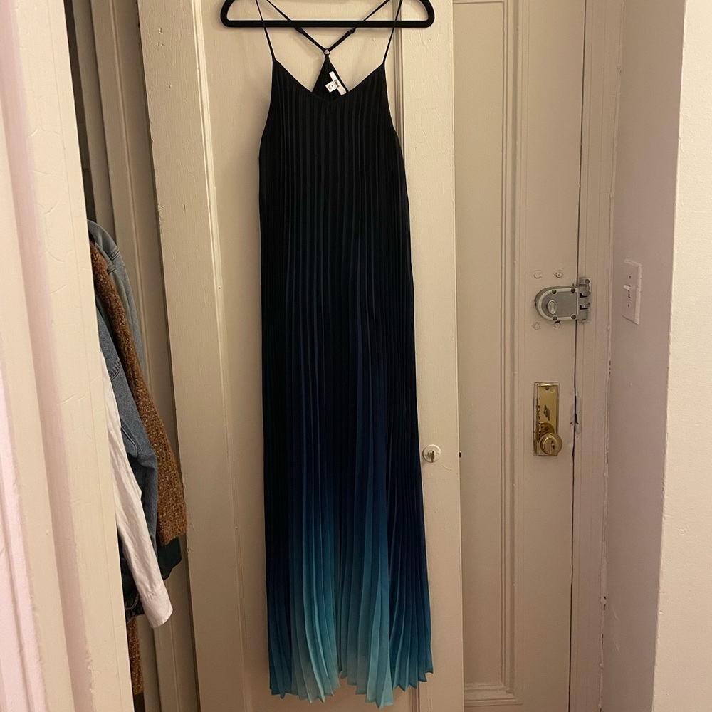 Ombré pleated Maci Dress